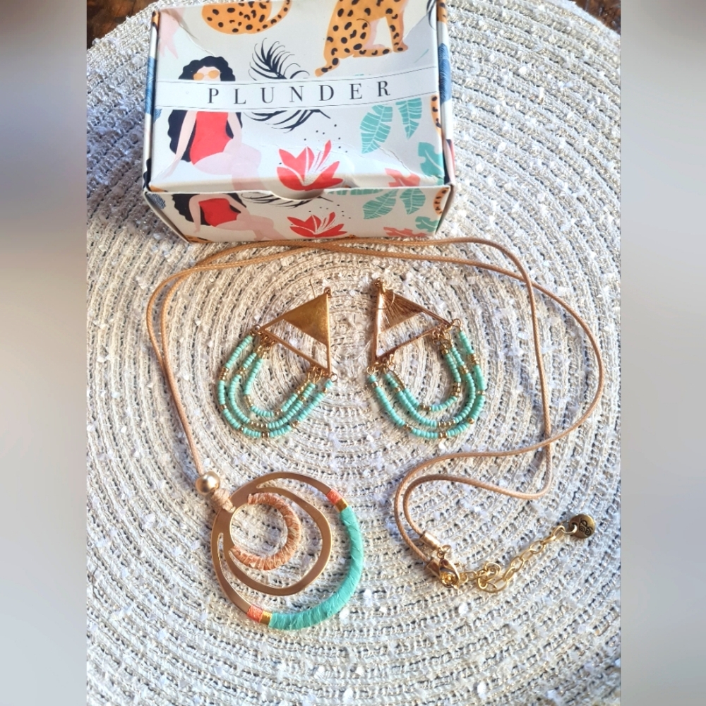Plunder Gold and Turquoise Jewelry Set